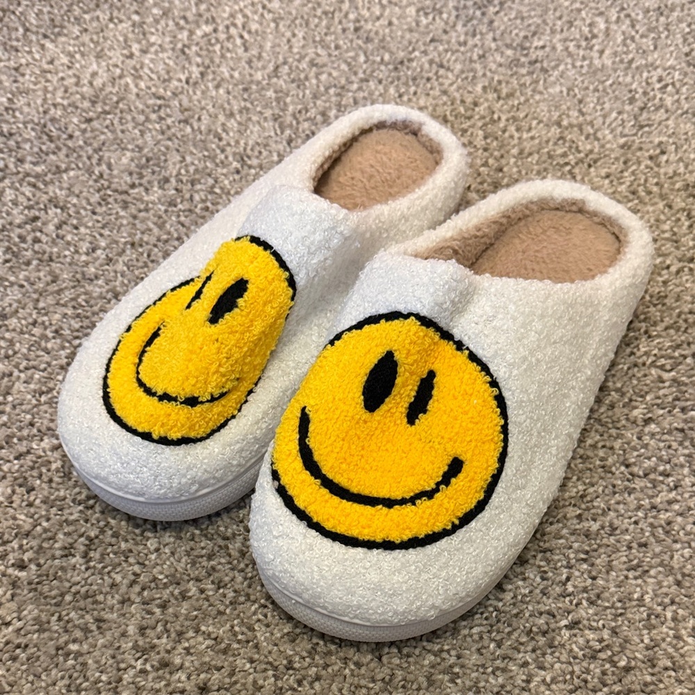 NWOT Cozy Slippers with Smiley Face